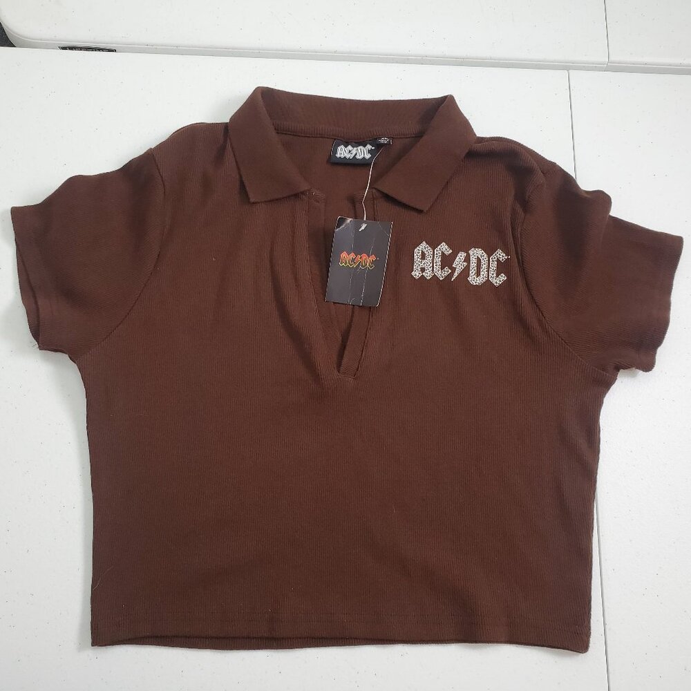 AC DC Cropped T-shirt Tee Collared V-Neck Cheetah Leopard Logo Brown Women's XL.